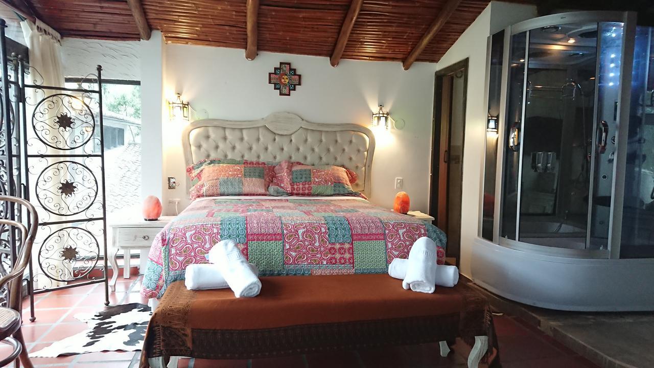 Villa Mimi Отавало Экстерьер фото